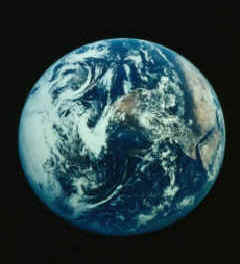 Earth1.jpg (8558 bytes)